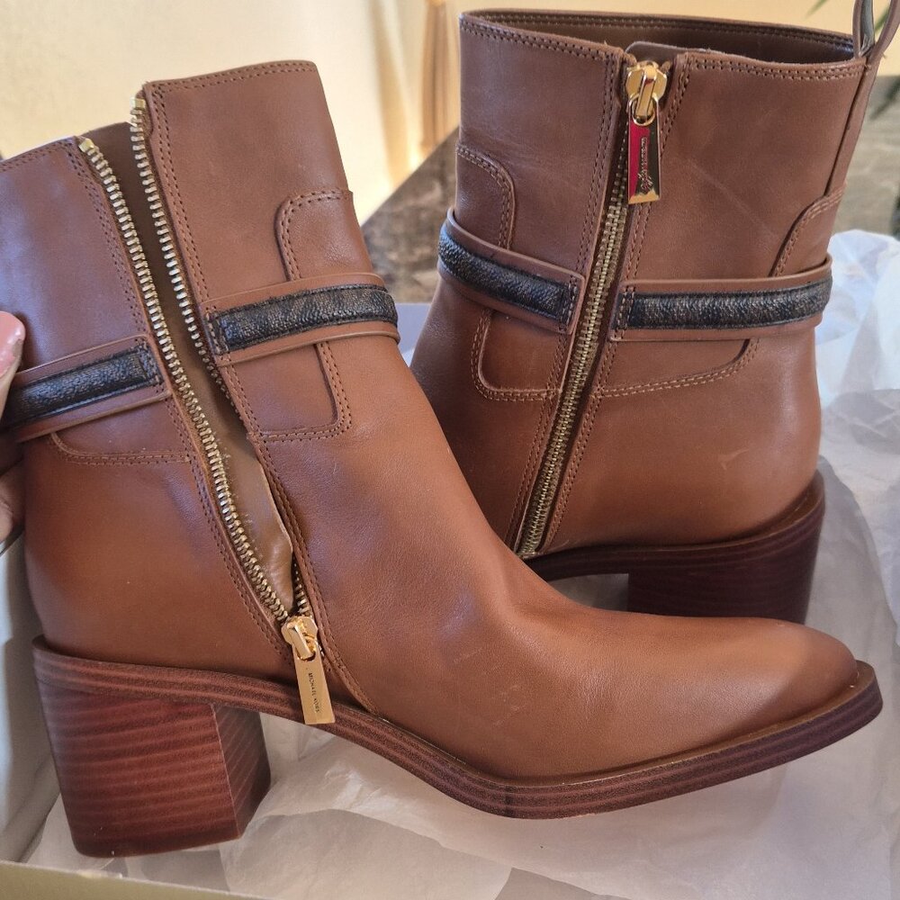 Michael kors boots